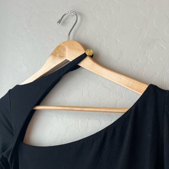 Revolve Manuri Top Black Sandy Asymmetric Cut Out Flare Sleeve Long Blouse Sz XS - Picture 4 of 10